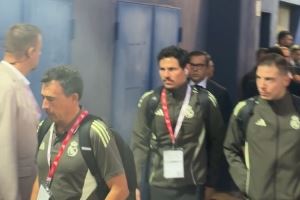 记者:皇马签下定位球分析师鲁埃达,他上赛季在莱加内斯工作出色 记者:皇马签下定位球分析师鲁埃达,他上赛季在莱加内斯工作出色