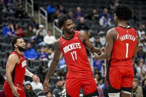 阿里纳斯:火箭该摆阿门+伊森+KD+贾巴里+申京 追求高大&运能能力 阿里纳斯:火箭该摆阿门+伊森+KD+贾巴里+申京 追求高大&运能能力