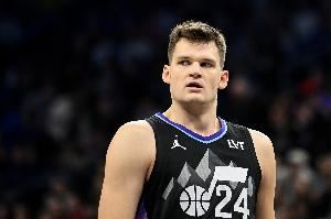 湖人来机会了?爵士队记:凯斯勒提前续约一事没谈拢 湖人来机会了?爵士队记:凯斯勒提前续约一事没谈拢