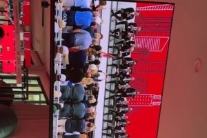 心系高尔夫!詹姆斯晒在健身房内观看莱德杯直播画面:美国队加油 心系高尔夫!詹姆斯晒在健身房内观看莱德杯直播画面:美国队加油