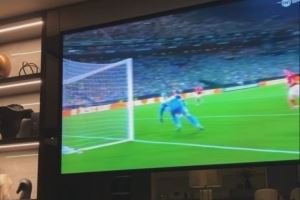 关注老队友!桑乔社媒晒安东尼破门视频:兄弟🔥👏 关注老队友!桑乔社媒晒安东尼破门视频:兄弟🔥👏