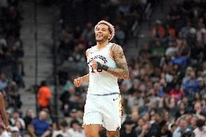 队记:索汉小腿伤势痊愈 有望参加马刺下周的训练营 队记:索汉小腿伤势痊愈 有望参加马刺下周的训练营