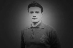 皇马官方：传奇门将阿拉基斯塔因逝世，向其亲友致以诚挚慰问