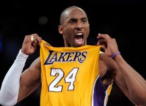 湖人队史前五?魔术师:科比 贾巴尔 詹姆斯 奥尼尔 还有我自己 湖人队史前五?魔术师:科比 贾巴尔 詹姆斯 奥尼尔 还有我自己