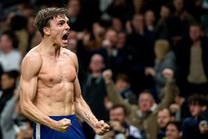 人挪活!帕利尼亚回英超6轮2球破曼城+绝平 中场大闸买断费3000万 人挪活!帕利尼亚回英超6轮2球破曼城+绝平 中场大闸买断费3000万