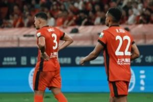 【比赛日Vlog】回顾中超第26轮上海海港3比2武汉三镇的精彩瞬间 【比赛日Vlog】回顾中超第26轮上海海港3比2武汉三镇的精彩瞬间