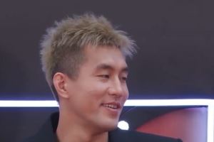 郭艾伦亮相微博篮球之夜!感叹现在只想多打球 健健康康的打球 郭艾伦亮相微博篮球之夜!感叹现在只想多打球 健健康康的打球