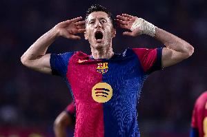 宝刀不老!153场105球,莱万跻身巴萨历史射手榜前20 宝刀不老!153场105球,莱万跻身巴萨历史射手榜前20