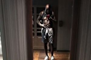 奥胖:若遇到身价6000亿阿拉伯公主 我会练出精壮肌肉来让她满意 奥胖:若遇到身价6000亿阿拉伯公主 我会练出精壮肌肉来让她满意