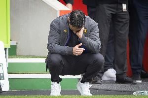 记者:阿莫林和马雷斯卡都得到了支持,但曼联在找继任者蓝军没有 记者:阿莫林和马雷斯卡都得到了支持,但曼联在找继任者蓝军没有