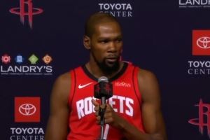 伊森:我认识KD的时间比他认识我的时间要长得多 他总是以身作则 伊森:我认识KD的时间比他认识我的时间要长得多 他总是以身作则