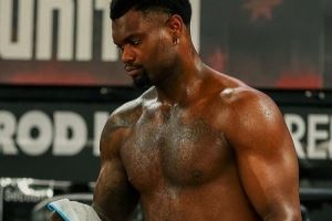 真不是一般天赋!NBL社媒晒锡安赤膊上身照! 真不是一般天赋!NBL社媒晒锡安赤膊上身照!