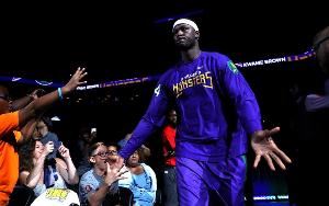 天天黑詹姆斯却没人搭理你?夸梅:?我甚至收到了一份工作邀请 天天黑詹姆斯却没人搭理你?夸梅:?我甚至收到了一份工作邀请