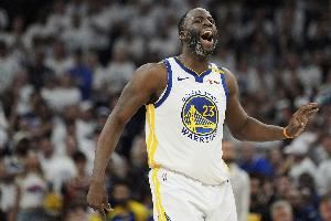 科尔:霍福德优势在于他可以和任何人搭配 这对追梦来说帮助很大 科尔:霍福德优势在于他可以和任何人搭配 这对追梦来说帮助很大