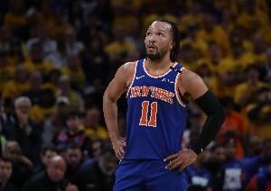 状态一般!布伦森出战17分钟 8中2&三分3中0仅拿6分4助攻 状态一般!布伦森出战17分钟 8中2&三分3中0仅拿6分4助攻