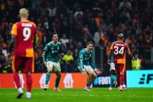 克劳奇:我能与维尔茨产生共鸣,当年我也18场比赛才打进第一球 克劳奇:我能与维尔茨产生共鸣,当年我也18场比赛才打进第一球