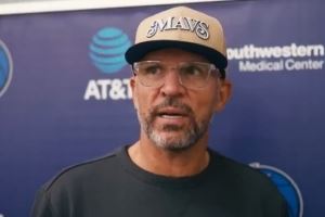 基德:拉塞尔投篮命中率极高组织能力也很出色 他证明了自己实力 基德:拉塞尔投篮命中率极高组织能力也很出色 他证明了自己实力