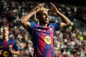 哈维:亚马尔将来一定能获金球奖,布斯克茨始终保持着顶级水准 哈维:亚马尔将来一定能获金球奖,布斯克茨始终保持着顶级水准