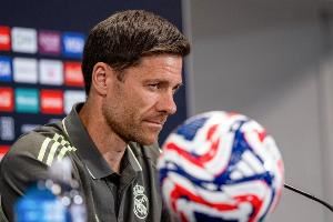 姆总让点,阿隆索:球员自行决定点球主罚权,姆巴佩仍是第一选择 姆总让点,阿隆索:球员自行决定点球主罚权,姆巴佩仍是第一选择