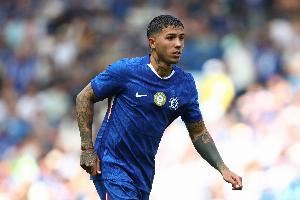 恩佐上半场完成4次抢断,是本场任何其他球员至少2倍 恩佐上半场完成4次抢断,是本场任何其他球员至少2倍