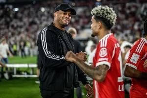 本赛季各项赛事拜仁10战10胜,进38球丢8球 本赛季各项赛事拜仁10战10胜,进38球丢8球