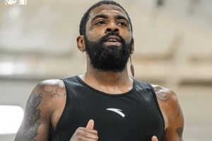 全员参与&保持专注!独行侠官方晒球队训练照 全员参与&保持专注!独行侠官方晒球队训练照