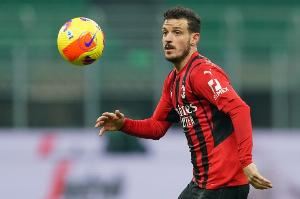 弗洛伦齐:每年大家都说要给莱奥时间因为他年轻,但他已经26岁了 弗洛伦齐:每年大家都说要给莱奥时间因为他年轻,但他已经26岁了