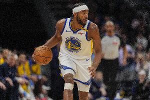 进步明显!穆迪15分钟9中7&三分7中5射落19分 另有1助1断 进步明显!穆迪15分钟9中7&三分7中5射落19分 另有1助1断