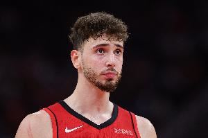 基本功都扎实了!火箭上半场罚球16罚全中 申京9罚9中 基本功都扎实了!火箭上半场罚球16罚全中 申京9罚9中