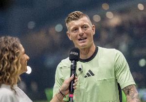 克罗斯:巴萨的足球好看但太大开大合,75分钟后疲劳也不换踢法 克罗斯:巴萨的足球好看但太大开大合,75分钟后疲劳也不换踢法