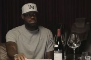 詹姆斯:如今的比赛拥有大量的节奏和空间 11后斯波也强调这两点 詹姆斯:如今的比赛拥有大量的节奏和空间 11后斯波也强调这两点