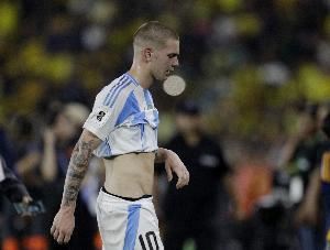 马斯坦托诺:梅西是在场上能拥有的最好“教练”,和他踢球很容易 马斯坦托诺:梅西是在场上能拥有的最好“教练”,和他踢球很容易