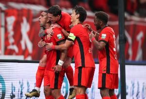 刘闻超:海港教学赛4-3取胜,莱昂纳多双响,王燊超、吕文君破门 刘闻超:海港教学赛4-3取胜,莱昂纳多双响,王燊超、吕文君破门