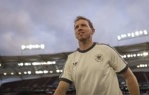 名宿:纳帅早早称世界杯目标夺冠或不利球队,德国队压力本就很大 名宿:纳帅早早称世界杯目标夺冠或不利球队,德国队压力本就很大