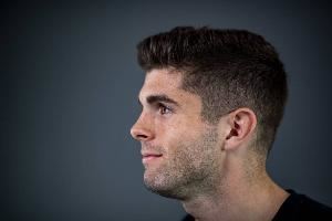 米体:普利西奇缺席美国队训练,对阵厄瓜多尔可能担任替补 米体:普利西奇缺席美国队训练,对阵厄瓜多尔可能担任替补