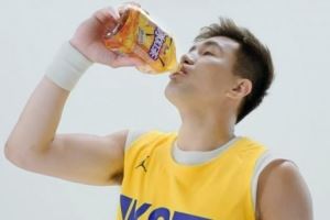 康师傅冰红茶聚星名人赛 郭艾伦将参加杭州站的比赛 康师傅冰红茶聚星名人赛 郭艾伦将参加杭州站的比赛