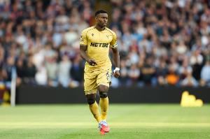 记者:利物浦中卫位置关注格伊和于帕梅卡诺,仍在寻找顶级边锋 记者:利物浦中卫位置关注格伊和于帕梅卡诺,仍在寻找顶级边锋