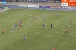 黑旋风!姆本扎停球摆脱防守抽射破门,26轮25球领跑中甲射手榜! 黑旋风!姆本扎停球摆脱防守抽射破门,26轮25球领跑中甲射手榜!