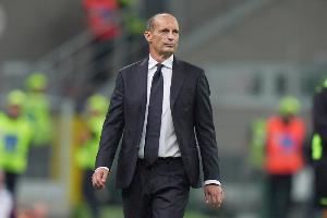 进球网:萨勒马科尔斯、埃斯图皮尼安均受伤,阿莱格里可能变阵 进球网:萨勒马科尔斯、埃斯图皮尼安均受伤,阿莱格里可能变阵