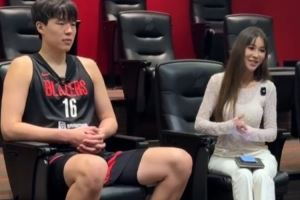 周玲安:在开拓者训练馆专访了杨瀚森 相信他的未来会越来越好 周玲安:在开拓者训练馆专访了杨瀚森 相信他的未来会越来越好