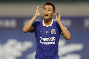 结束17年职业生涯!37岁前申花外援金信煜宣布赛季末退役 结束17年职业生涯!37岁前申花外援金信煜宣布赛季末退役