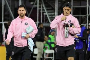 最佳搭档!梅西与苏亚雷斯目前并肩作战318场,两人120次连线! 最佳搭档!梅西与苏亚雷斯目前并肩作战318场,两人120次连线!