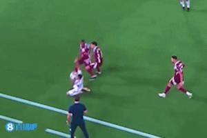 主帅应声倒地!卡塔尔球员边线贴脸大脚,皮球正中洛佩特吉面部 主帅应声倒地!卡塔尔球员边线贴脸大脚,皮球正中洛佩特吉面部