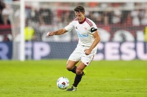 马卡:AZP加盟塞维利亚后表现出色,他的合同可能会自动延长 马卡:AZP加盟塞维利亚后表现出色,他的合同可能会自动延长