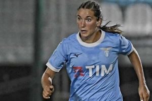 拉齐奥称女足球员擅自离队,经纪人:她从今年7月一直没拿到薪水 拉齐奥称女足球员擅自离队,经纪人:她从今年7月一直没拿到薪水