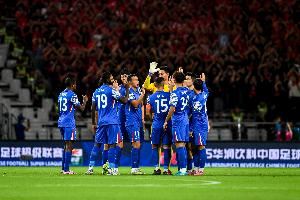 东体:申花五外援同时首发概率不大,蒋圣龙将搭档朱辰杰出战 东体:申花五外援同时首发概率不大,蒋圣龙将搭档朱辰杰出战