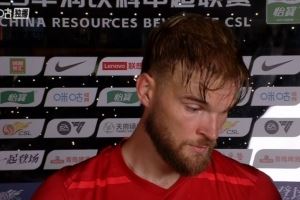 收获进球!莱切特:错失机会与草皮有关,作为争冠球队有压力 收获进球!莱切特:错失机会与草皮有关,作为争冠球队有压力