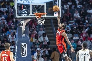 伊森:对方总会重点关注杜兰特 我们就有了更多发挥空间 伊森:对方总会重点关注杜兰特 我们就有了更多发挥空间