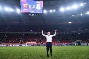 朱艺:穆斯卡特是位非常成功的教练 他擅长高压进攻但缺乏灵活性 朱艺:穆斯卡特是位非常成功的教练 他擅长高压进攻但缺乏灵活性