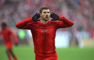 法尔克:拜仁考虑和格雷茨卡续约,但球员需接受降薪 法尔克:拜仁考虑和格雷茨卡续约,但球员需接受降薪